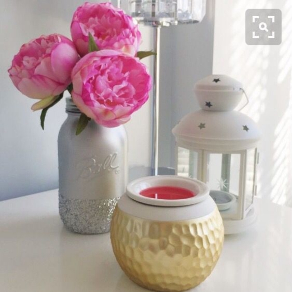 SCENTSY| GOLDSMITH ELEMENT WARMER